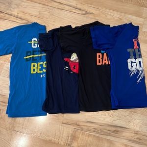 Boys Large Under Armour short sleeve tees